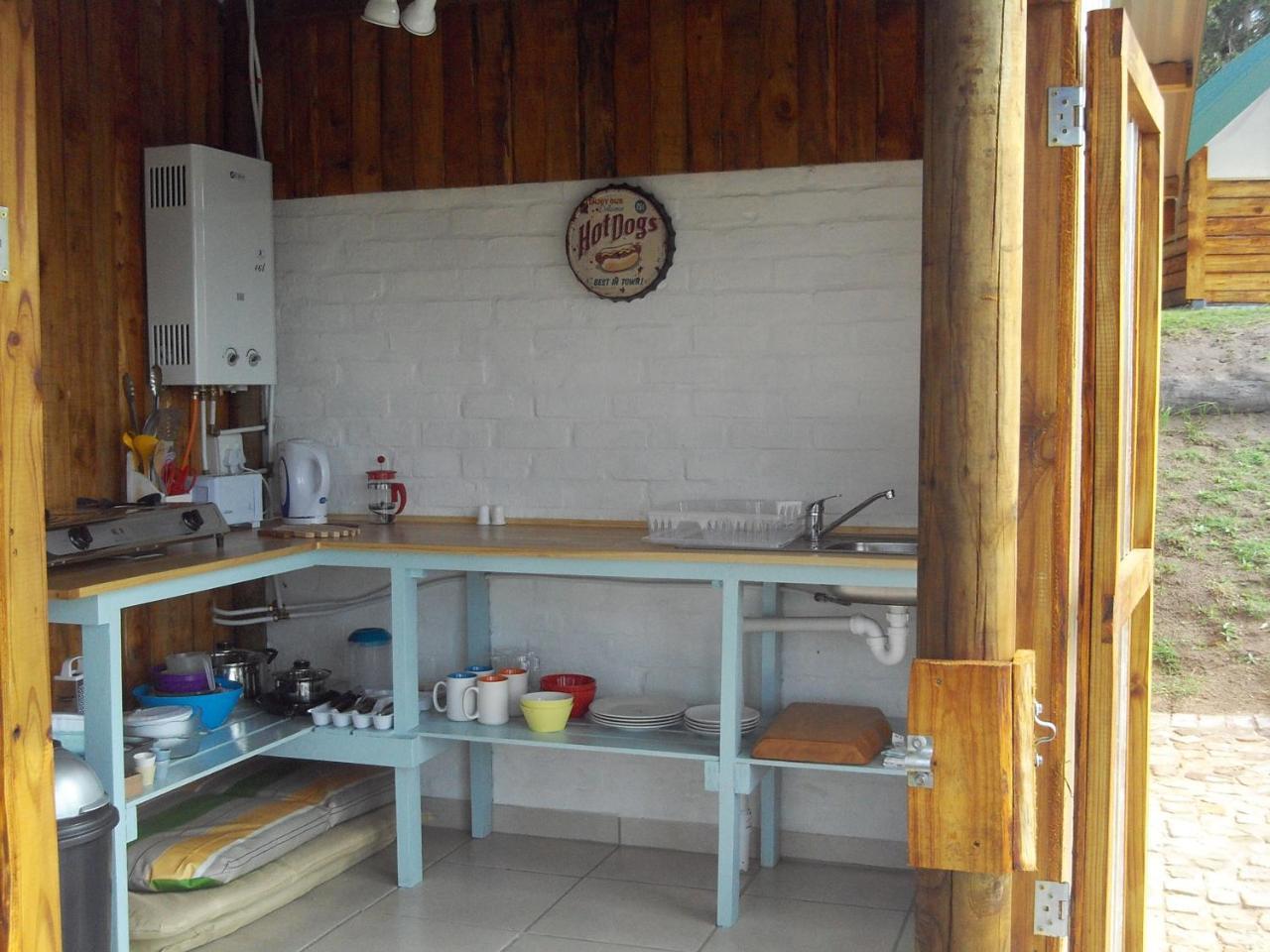 Sedgefield Huts Hotel Bagian luar foto