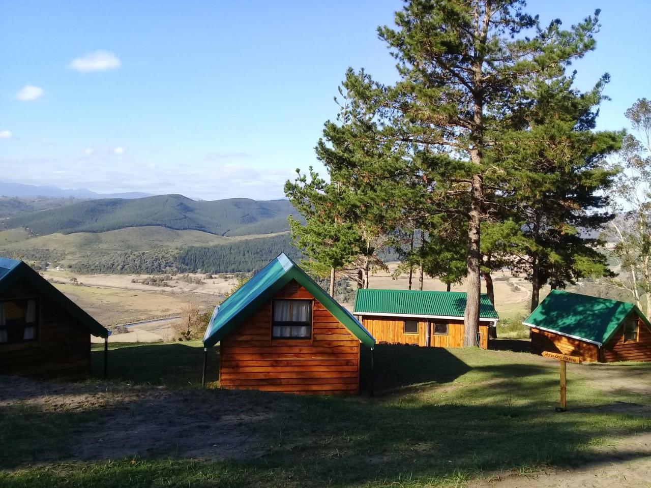 Sedgefield Huts Hotel Bagian luar foto