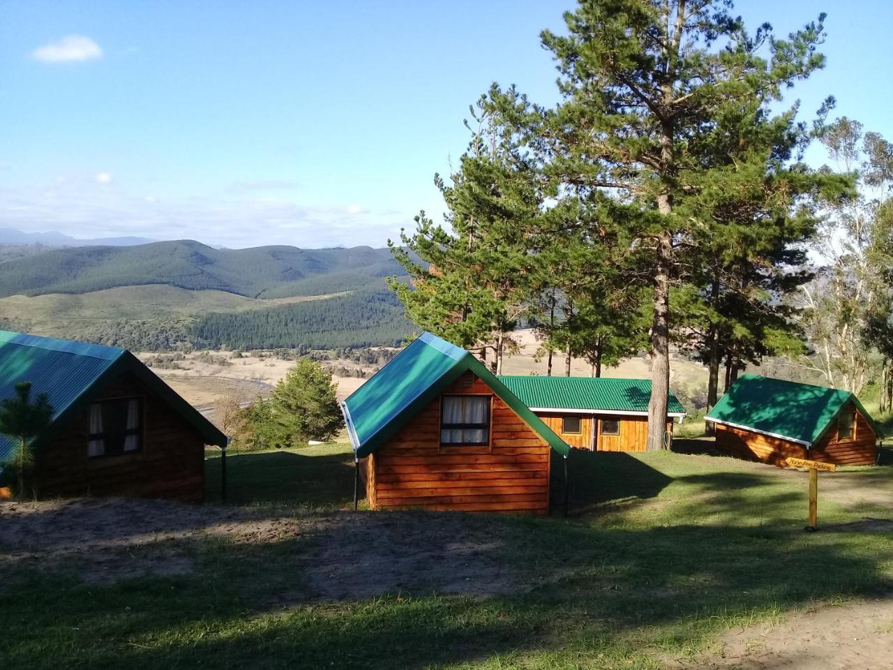 Sedgefield Huts Hotel Bagian luar foto